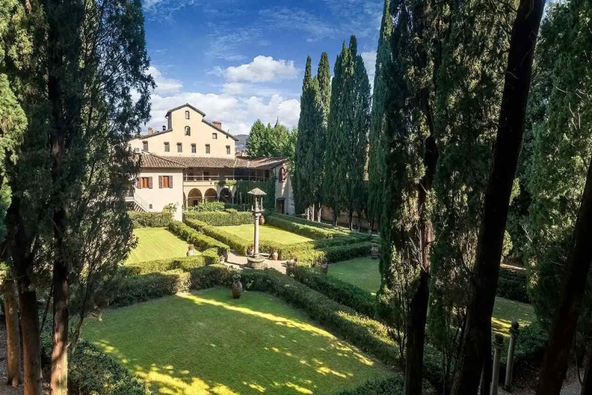 Rome & Tuscan Villa Escorted Getaway: From City Splendor to Country ...