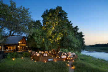 Tinga Lodge • Lounge Deck