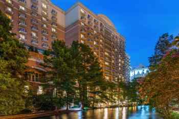 Exterior View— Westin Riverwalk San Antonio