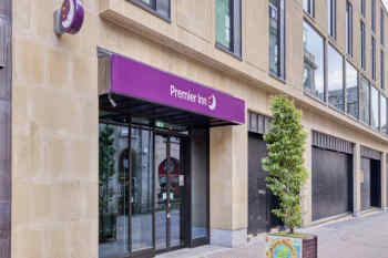 Premier Inn Edinburgh City Centre (Waverley) Hotel