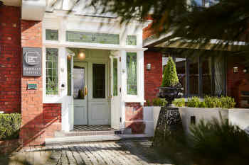 Randles Hotel