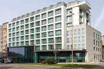 Cénica Porto Hotel, Curio Collection by Hilton