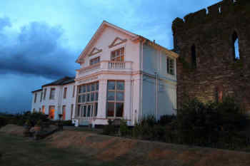 Brecon Castle Hotel