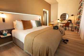 The Address Glasgow, Guest Room