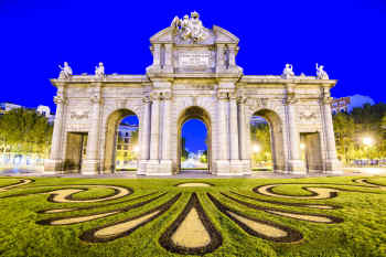 Puerta de Alcalá, Madrid