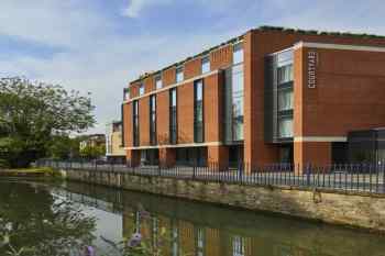 Courtyard by Marriott Oxford City Centre