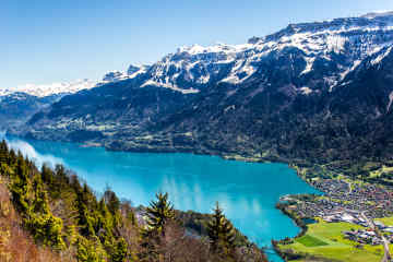 Lake Thun in Interlaken