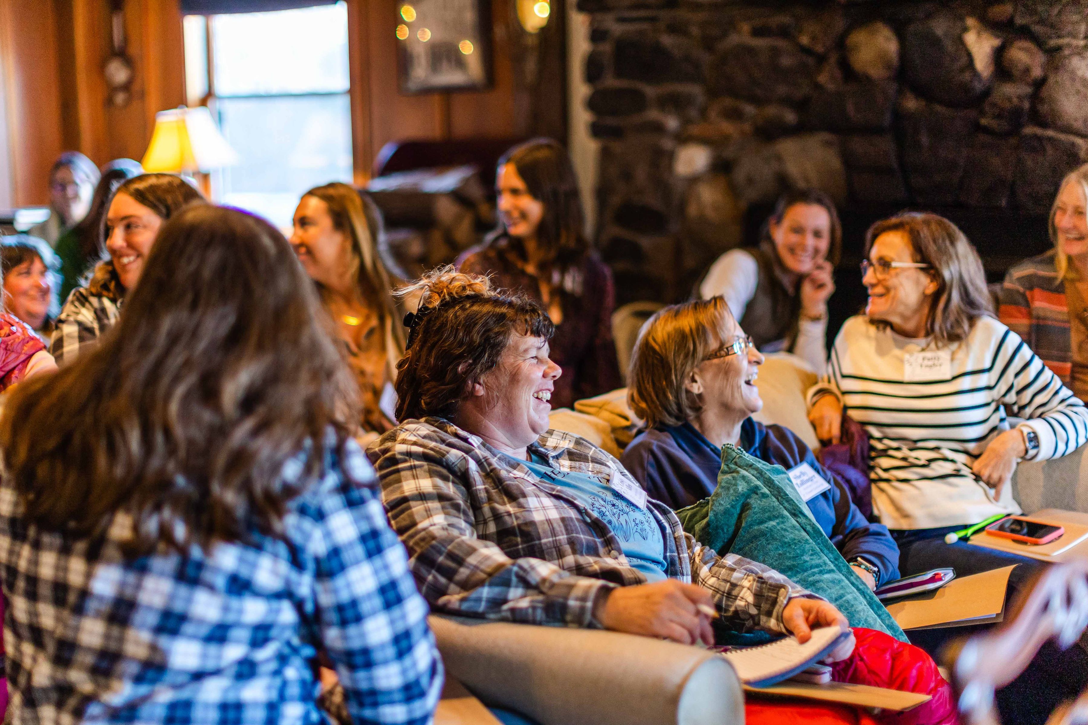 Internal Notes + Smart Tagging: Your Team's Collective Memory