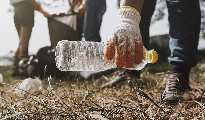 Residuos de EPS en la playa