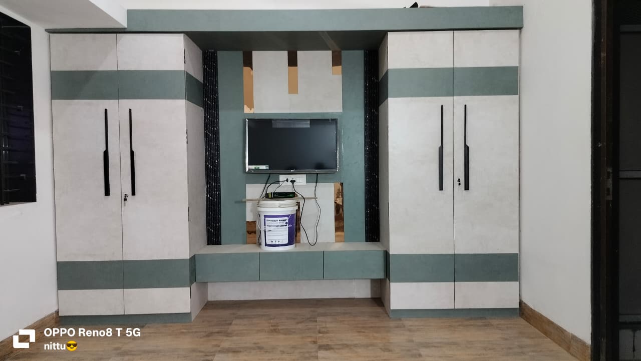 Bed n Cabinets