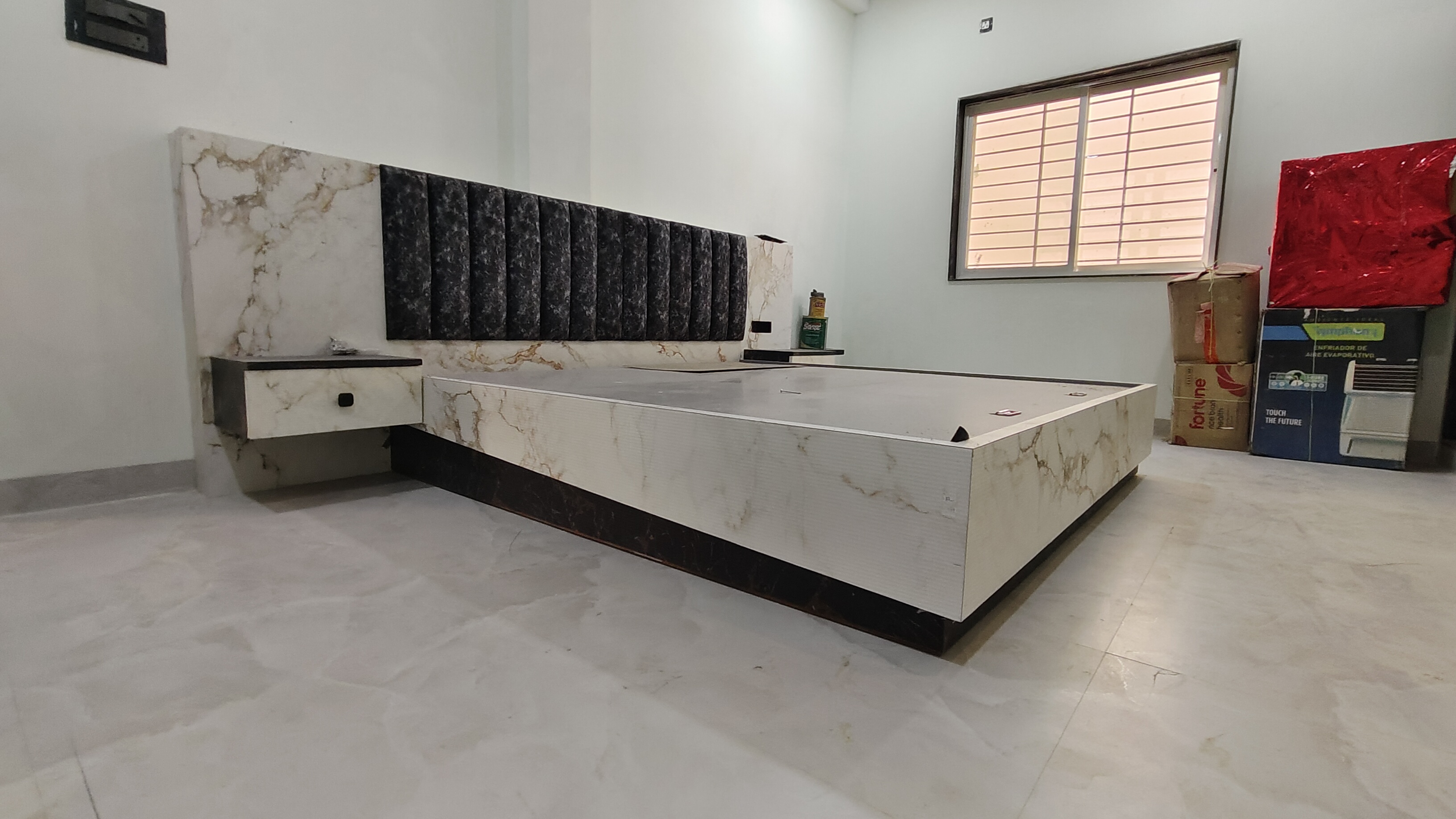 Bed n Cabinets
