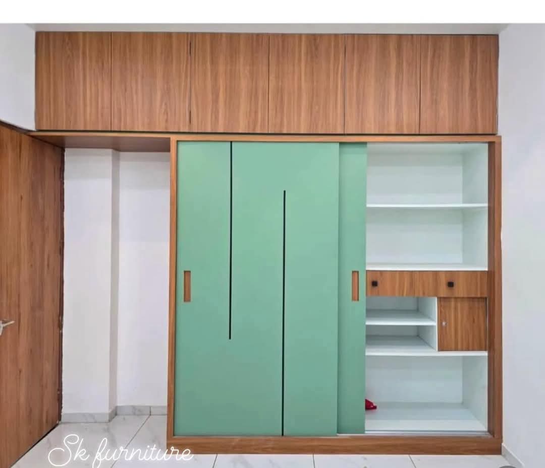 Bed n Cabinets