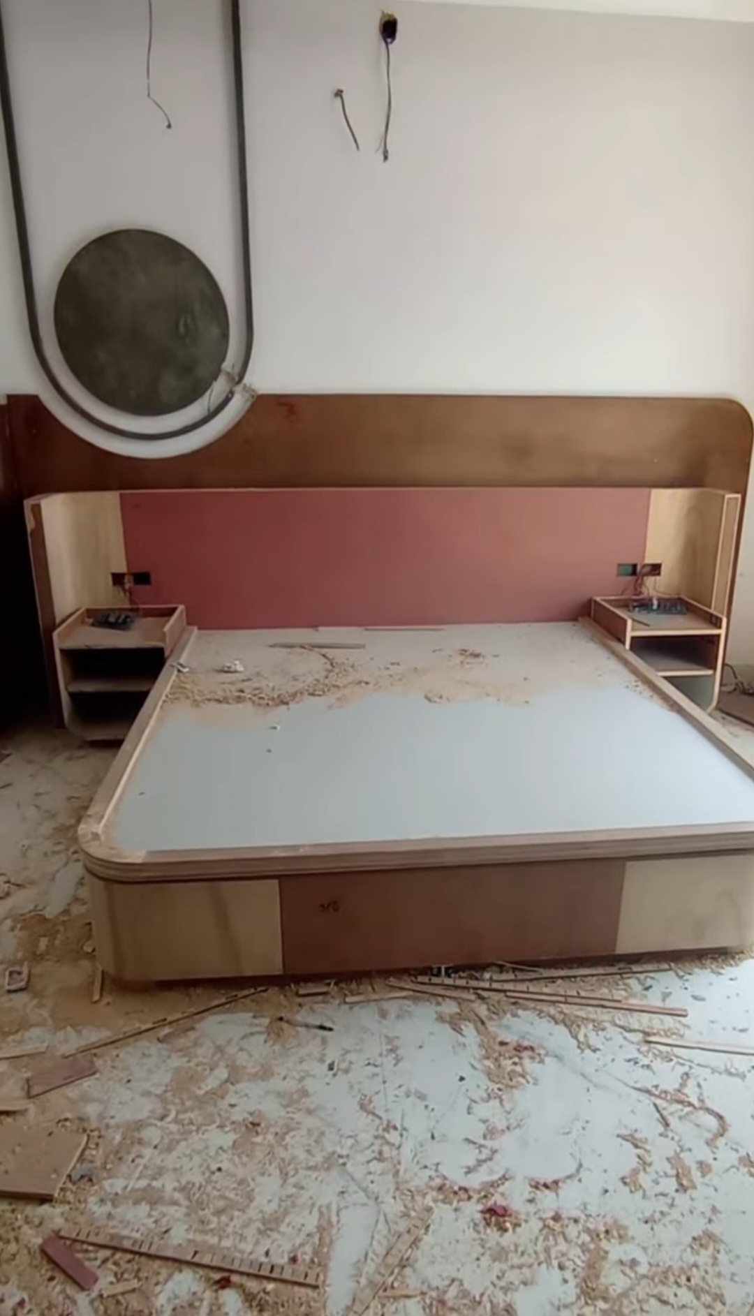 Bed n Cabinets