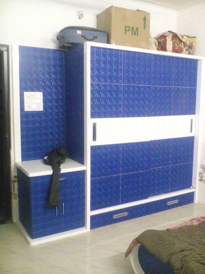 Bed n Cabinets