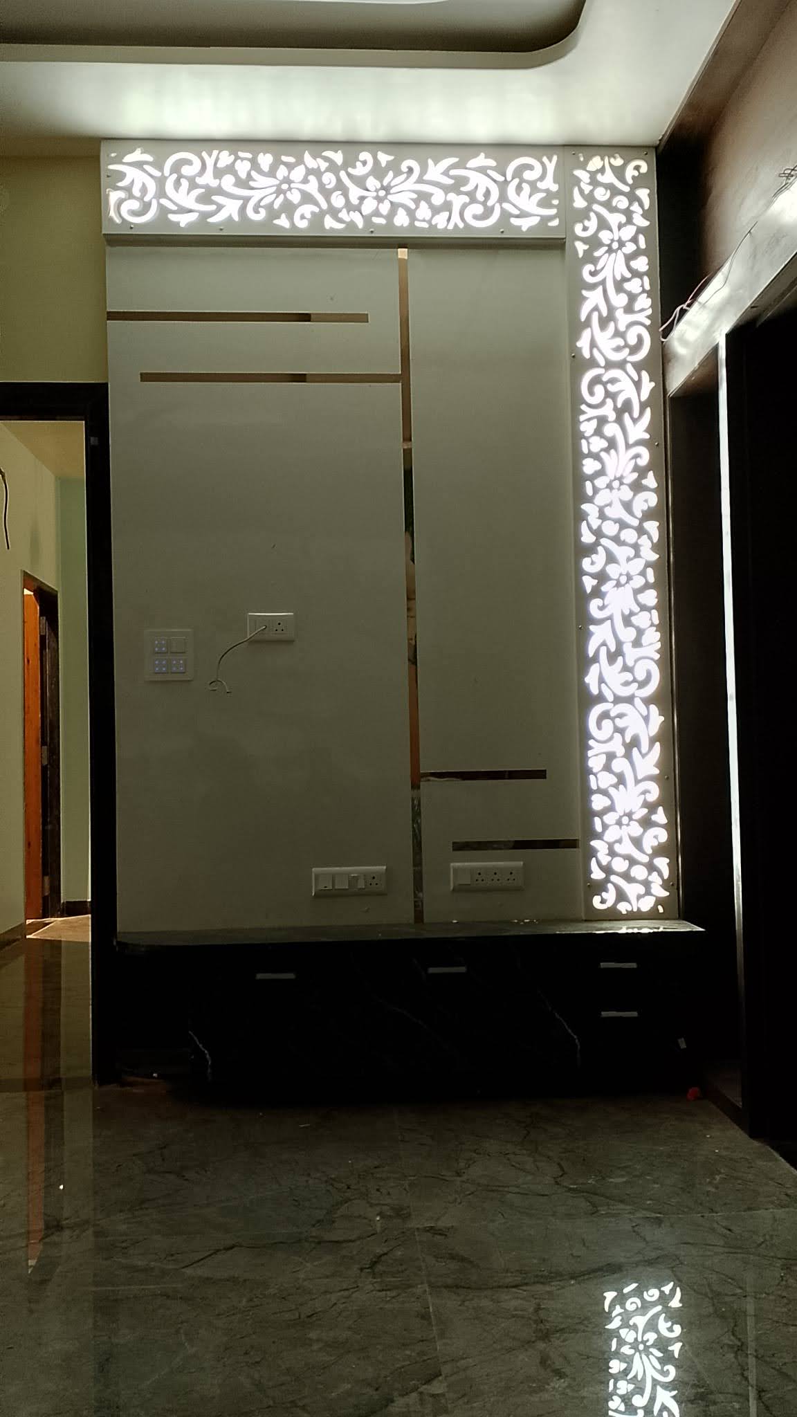 Partition In Panels