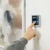 wall-display-touch-white