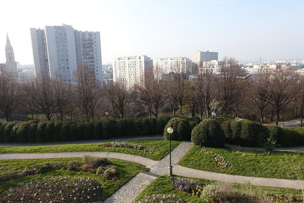 Vue de la seine metro quartier Beaugrenelle balade architecturale