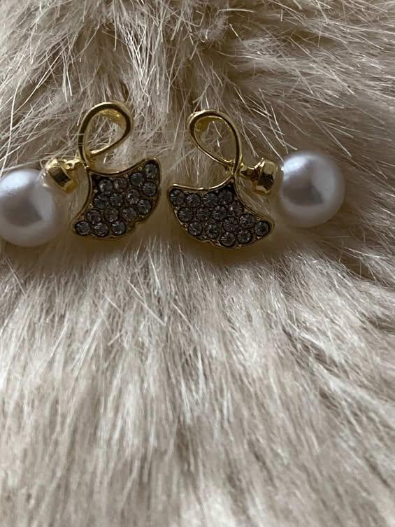 Swan Crystal Stud Earrings