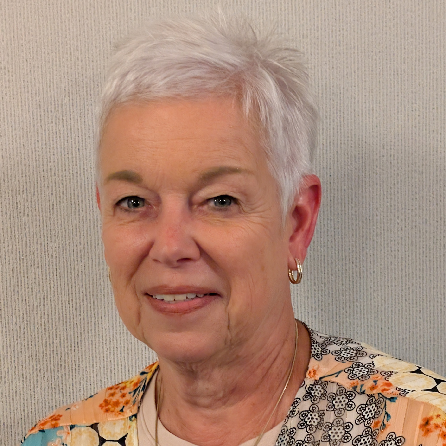 Peggy Yenser