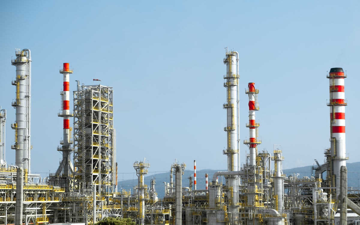 Kuwait's Al-Zour Refinery: Trades Jobs Still Hiring in 2026