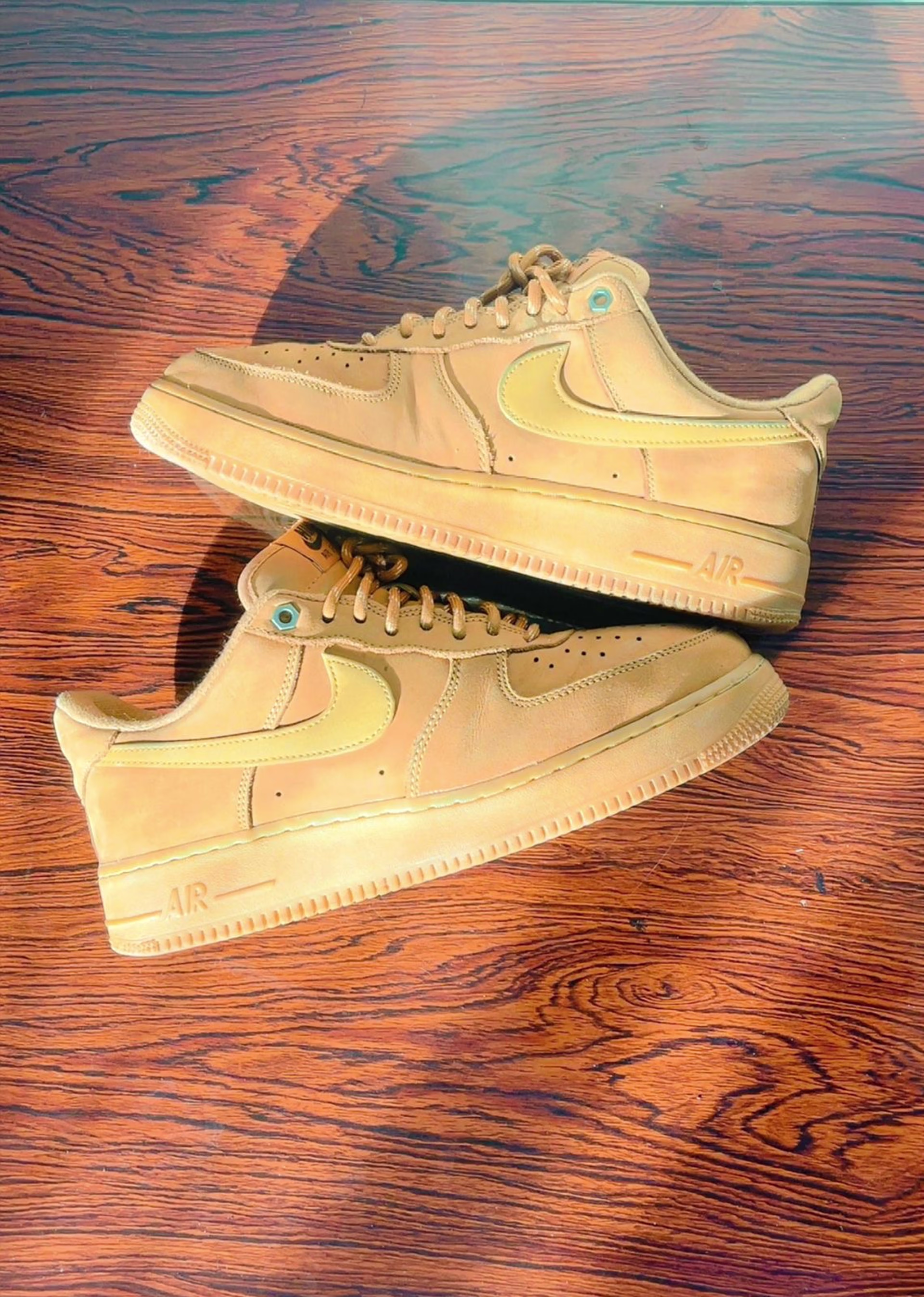 Nike Air Force 1 low camel brown - 10/10 Preloved basketball in Pakistan