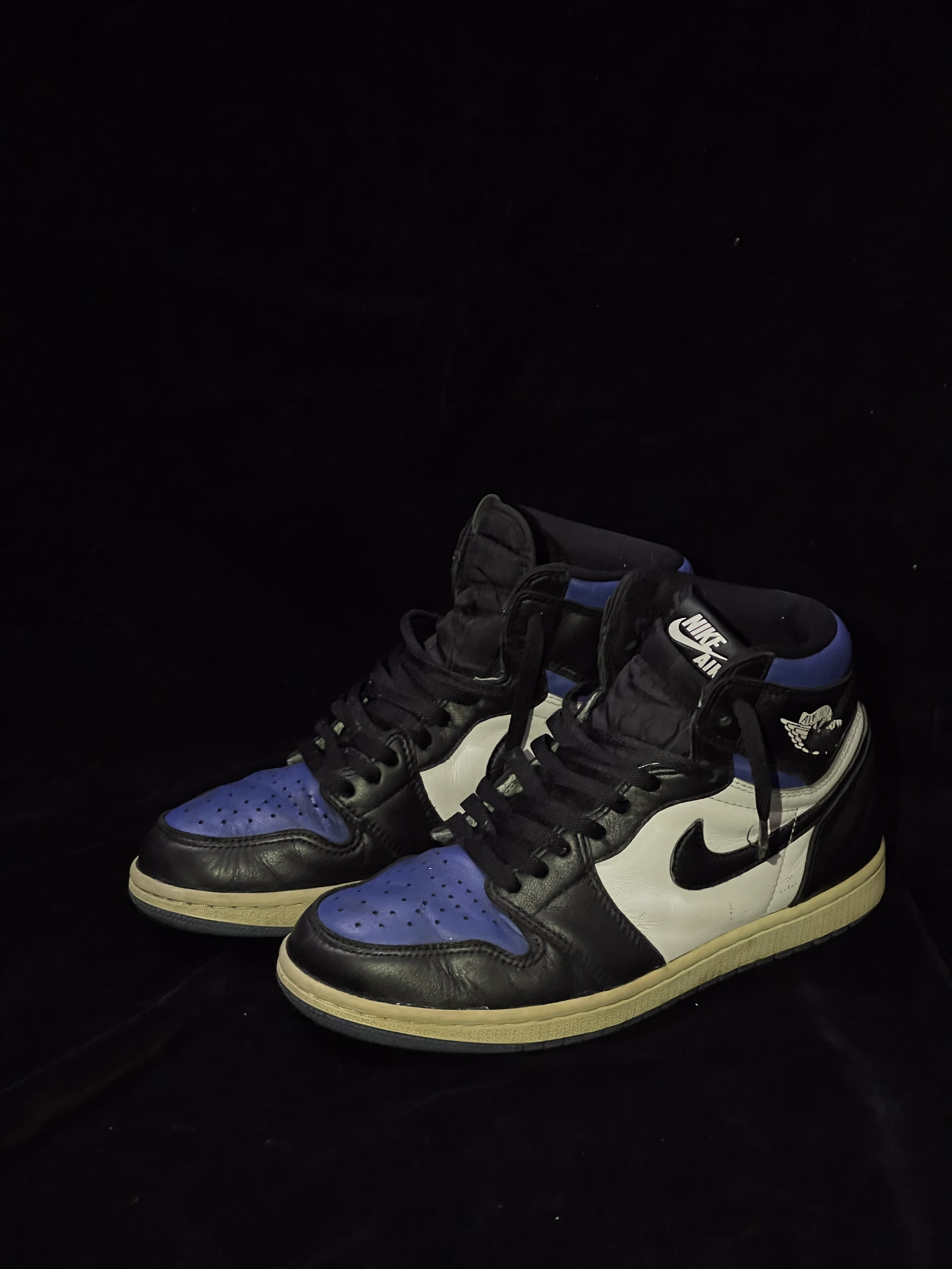 Jordan Jordan 1 high royal blue - 9/10 Preloved basketball in Pakistan