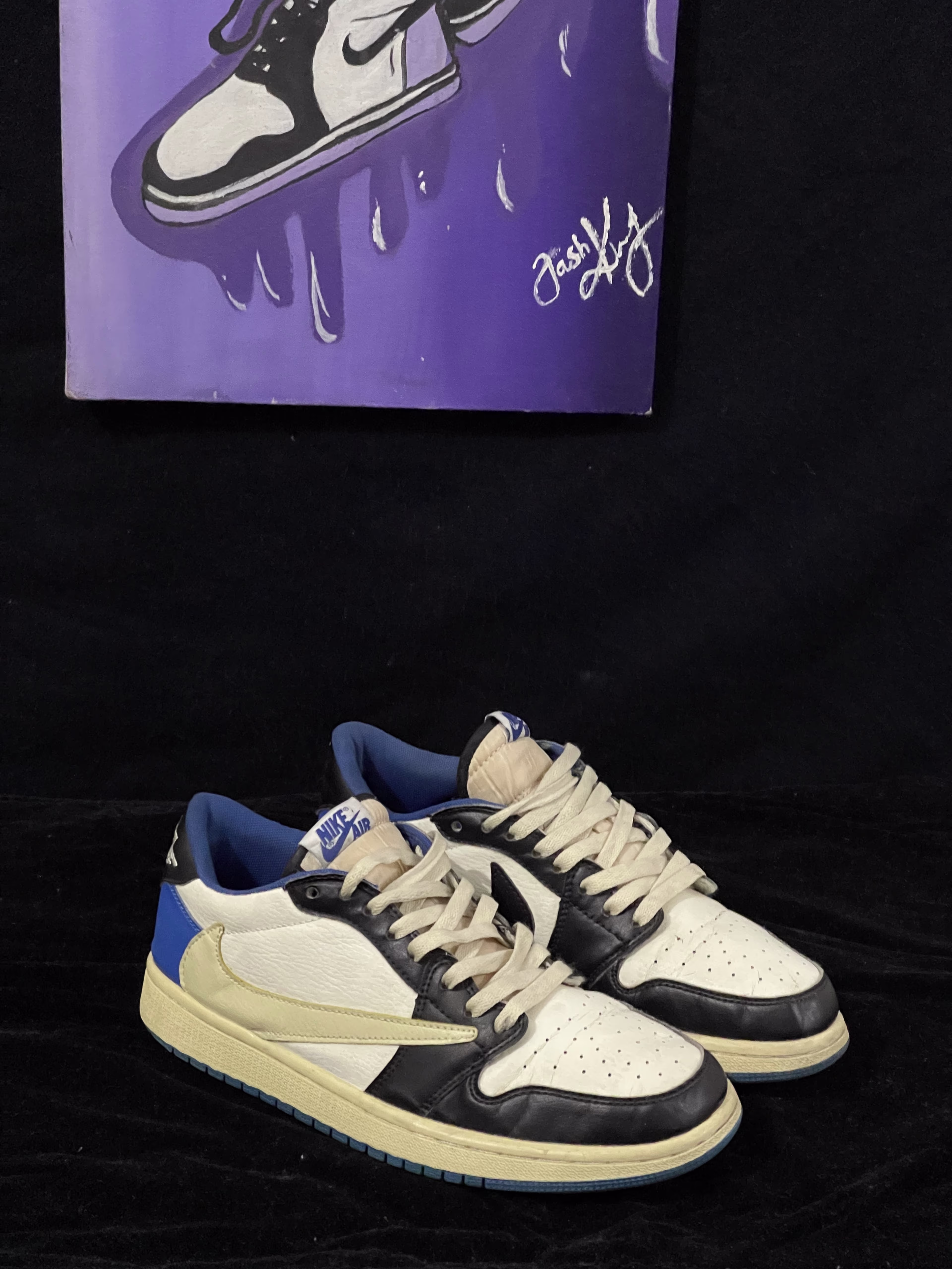 Travis Scott Jordan 1 low Travis Scott fragment  - 9/10 Preloved basketball in Pakistan