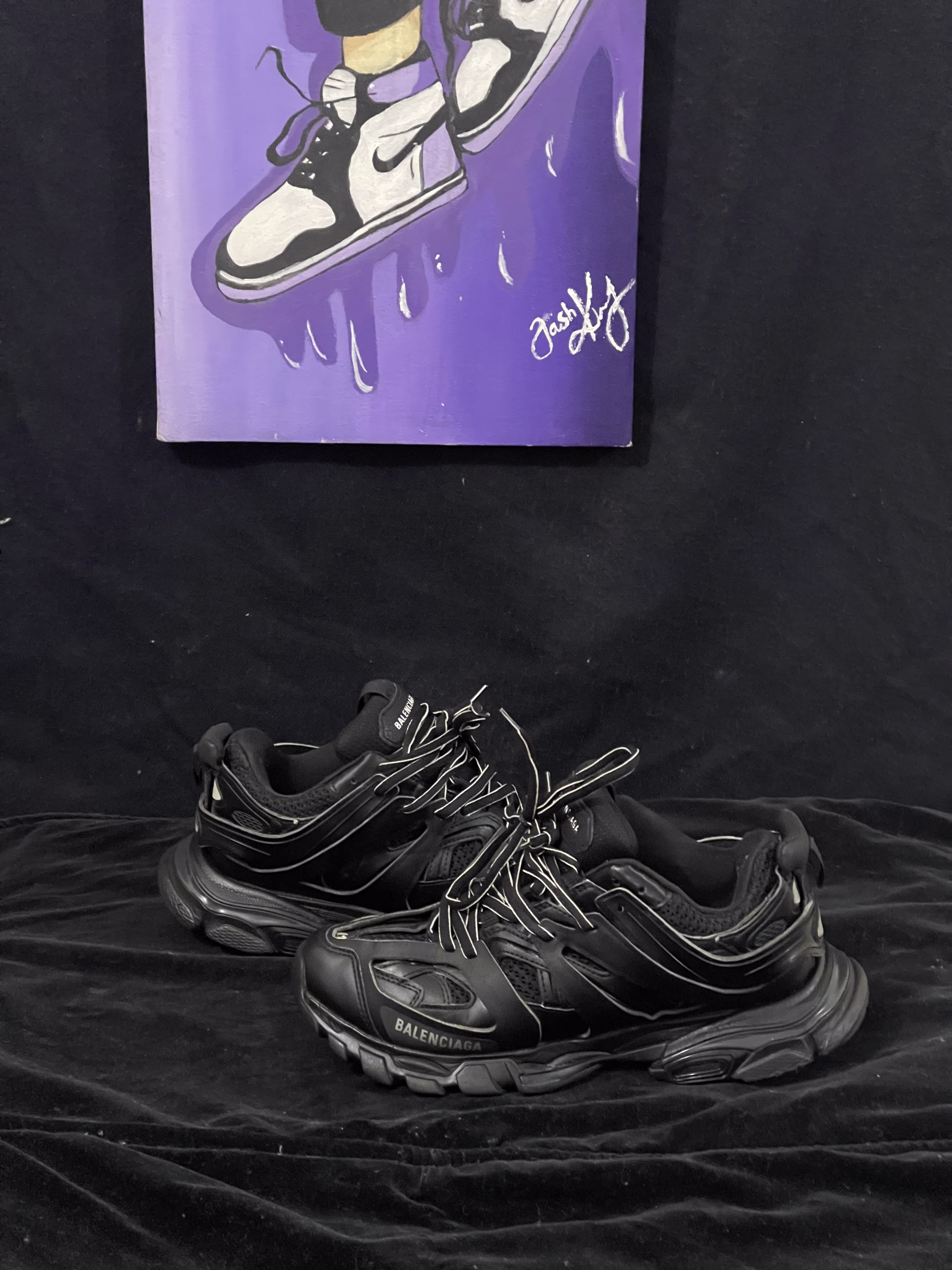 Balenciaga Balenciaga track black - 9/10 Preloved luxury in Pakistan