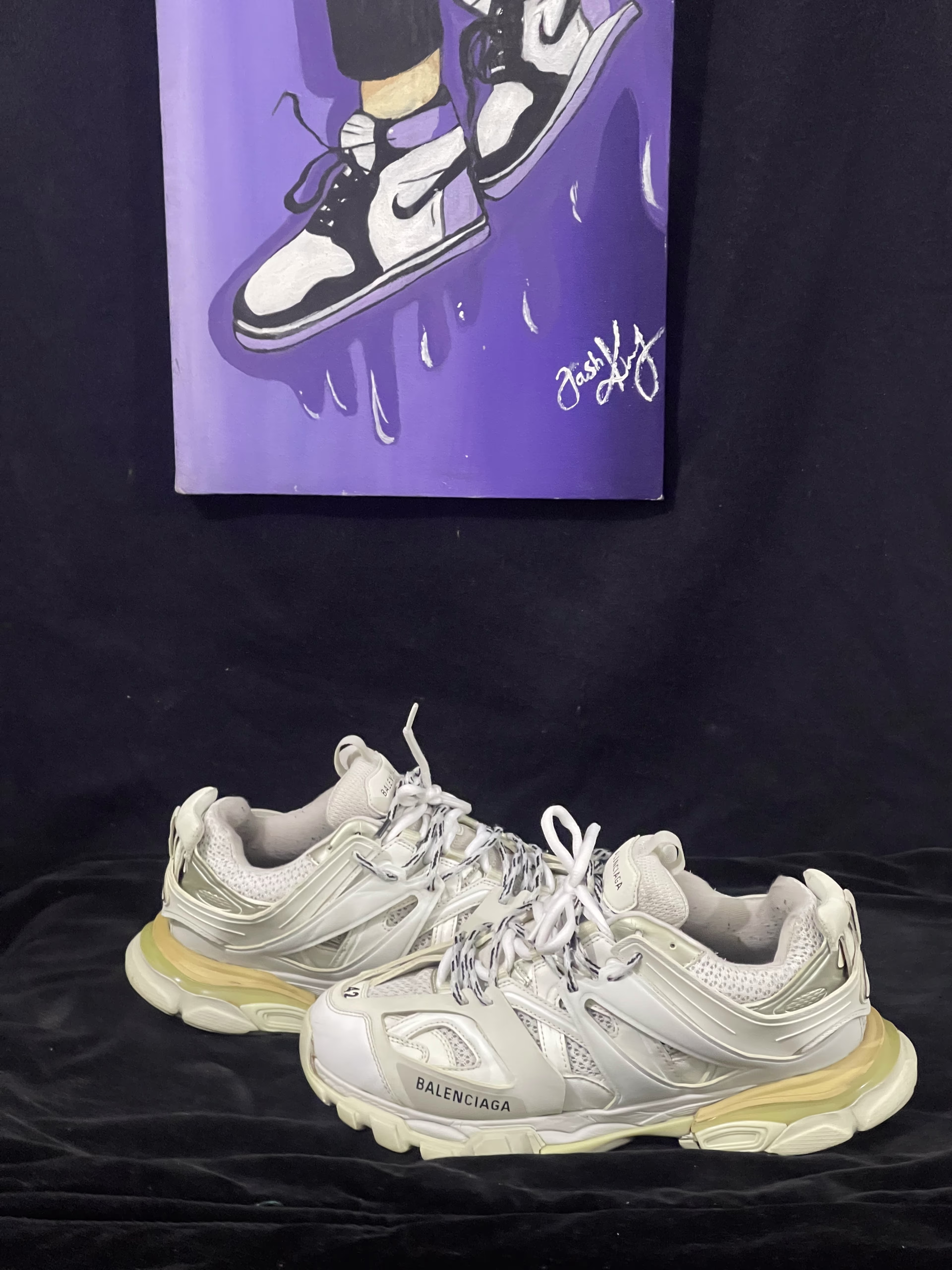 Balenciaga Balenciaga track white - 9/10 Preloved luxury in Pakistan