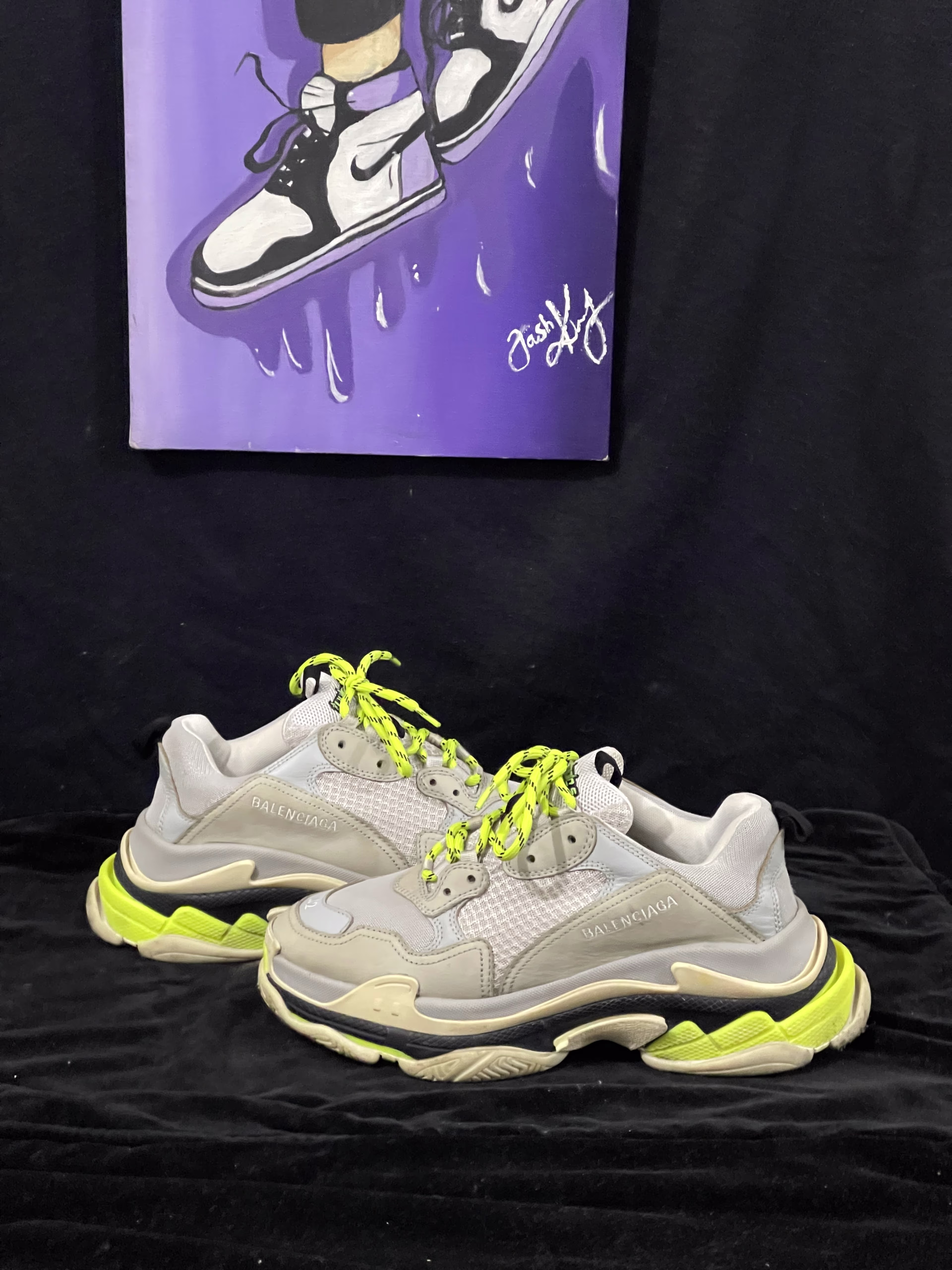 Balenciaga Balenciaga triple s frey fluorescent  - 9/10 Preloved luxury in Pakistan