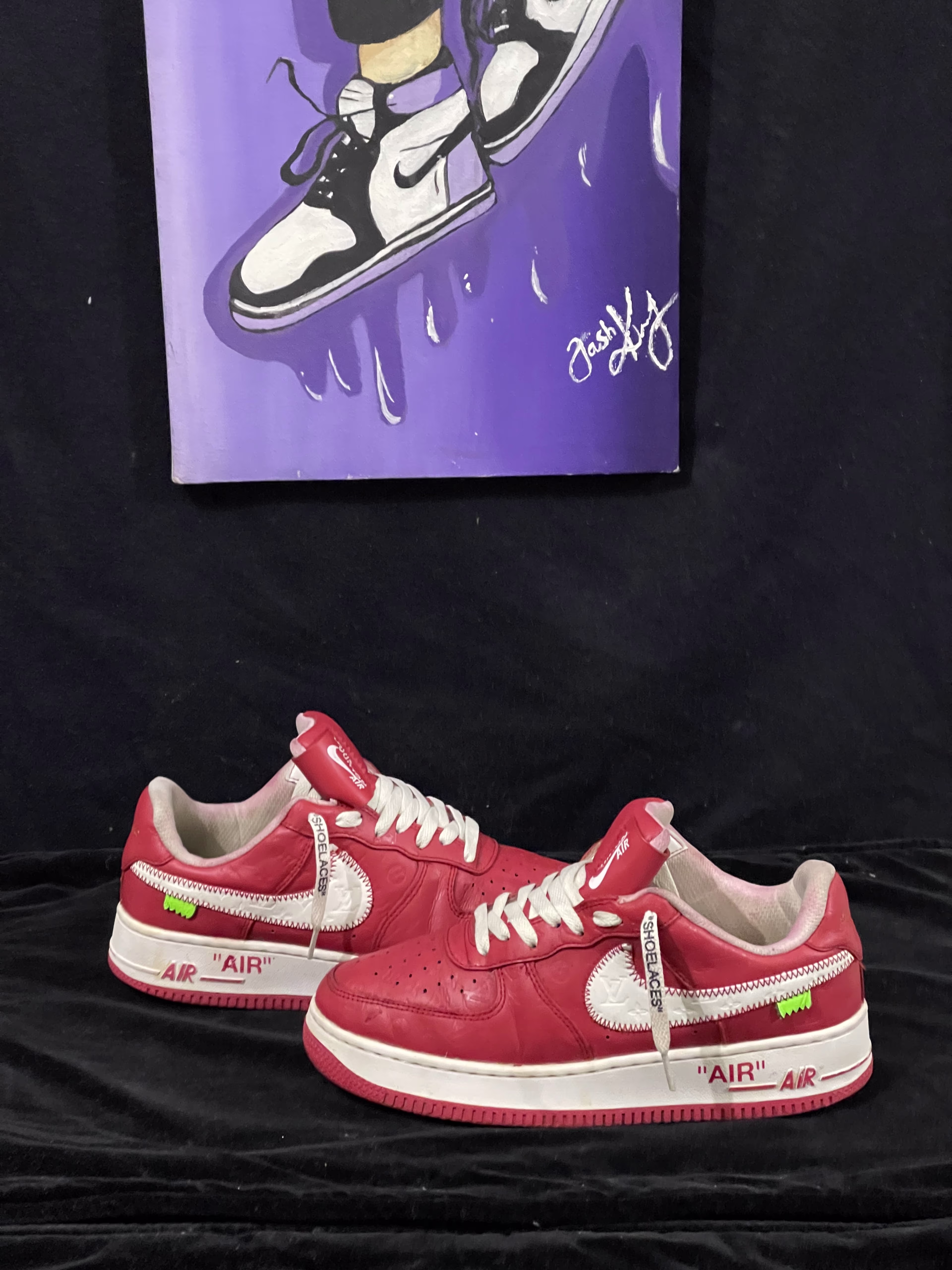 Louis Vuitton Nike af1 x lv red - 9/10 Preloved basketball in Pakistan