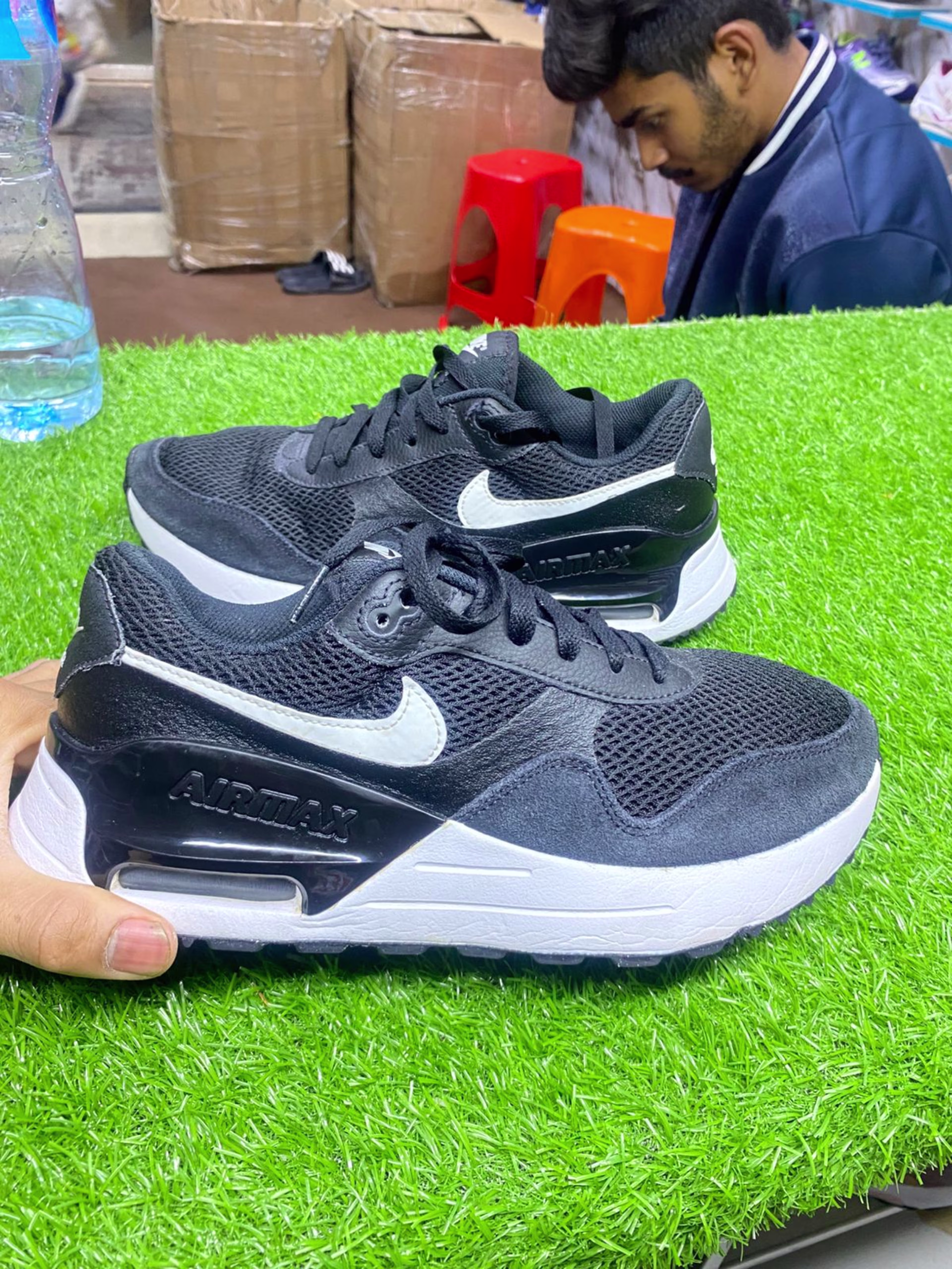 Nike Nike Air Max - 9/10 Preloved Running in Pakistan