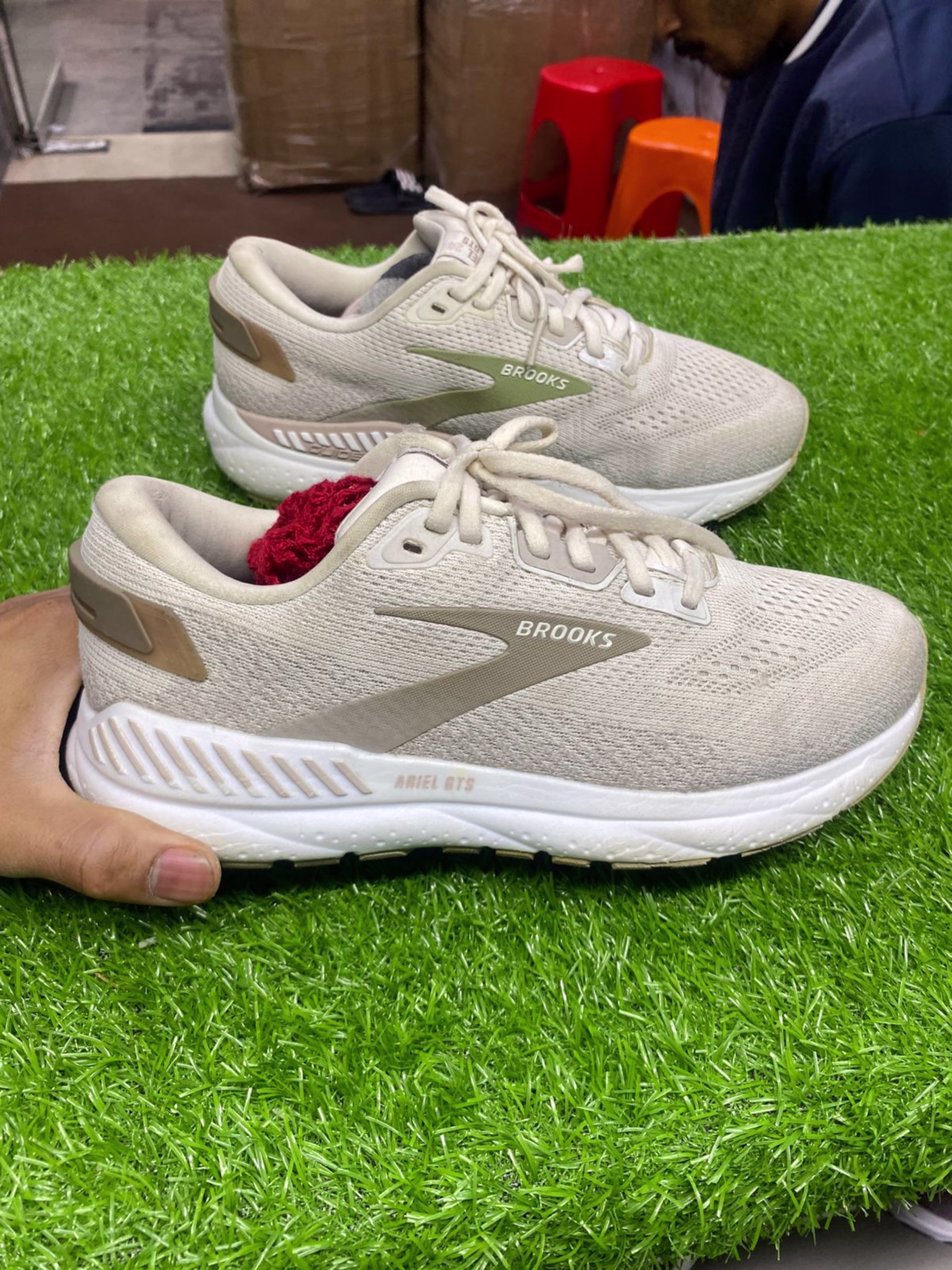 Brooks Brooks Runners - 10/10 Preloved Running in Pakistan