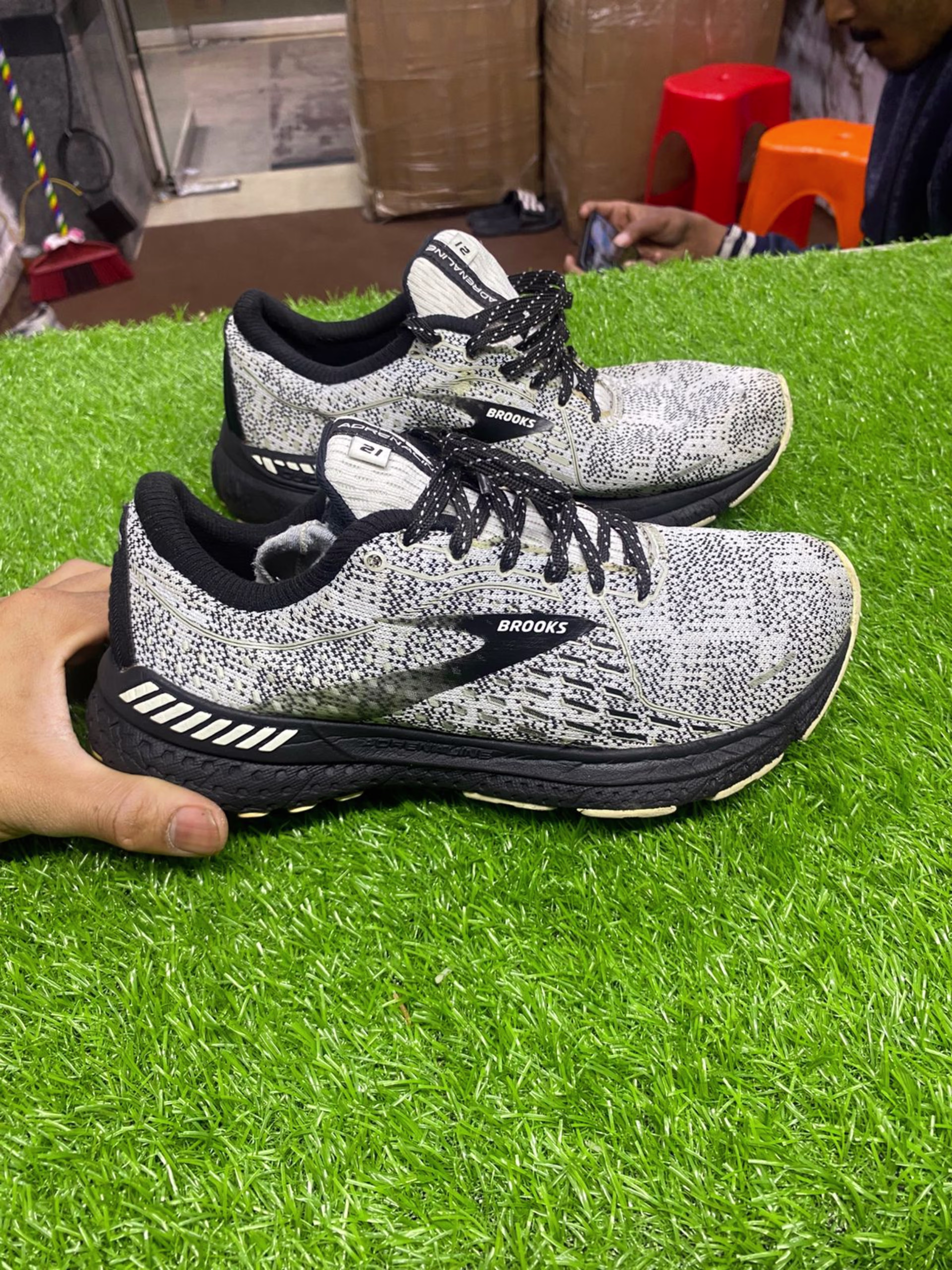 Brooks Brooks Running - 10/10 Preloved Running in Pakistan