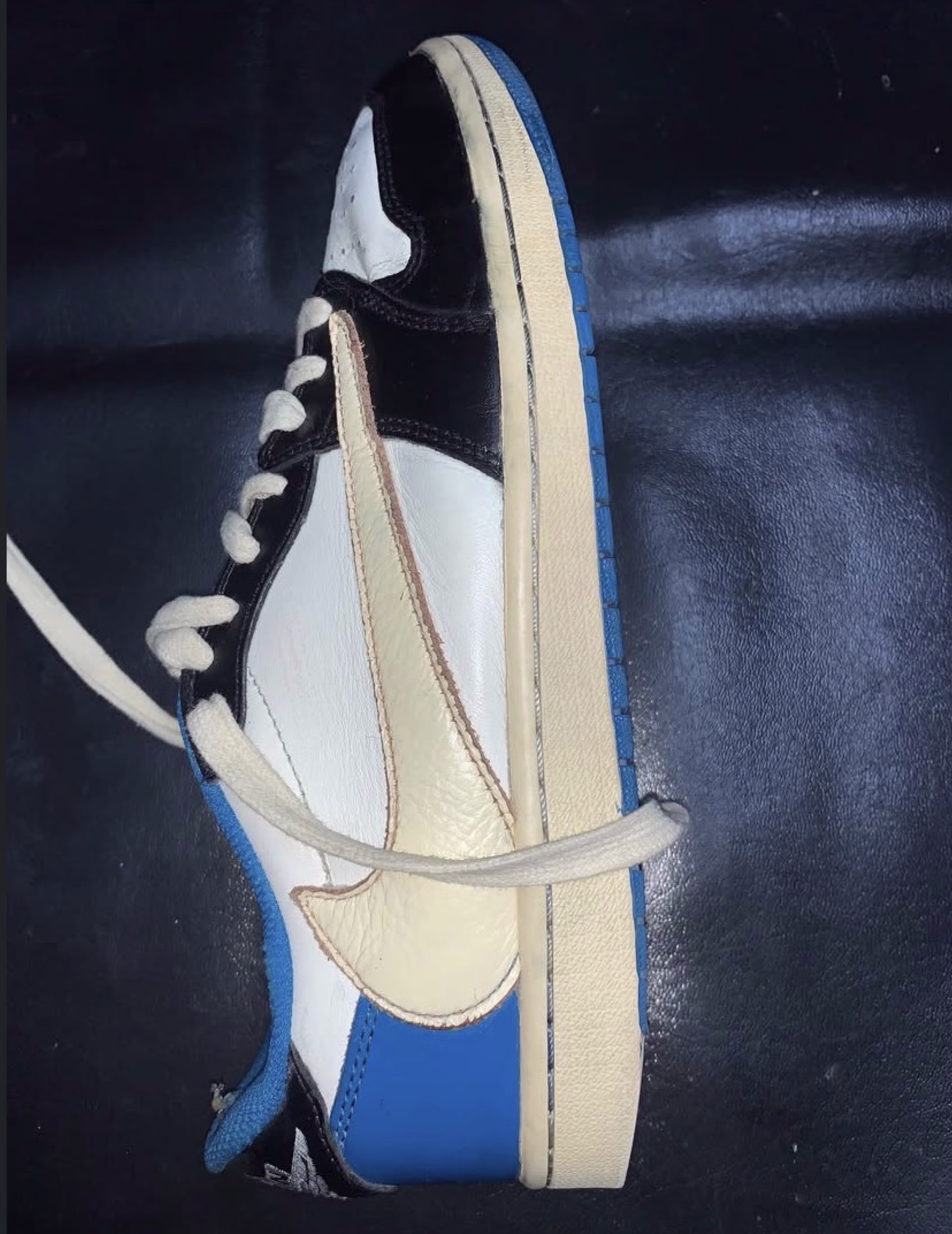 Nike Travis scott low fragment  - 8/10 Preloved luxury in Pakistan