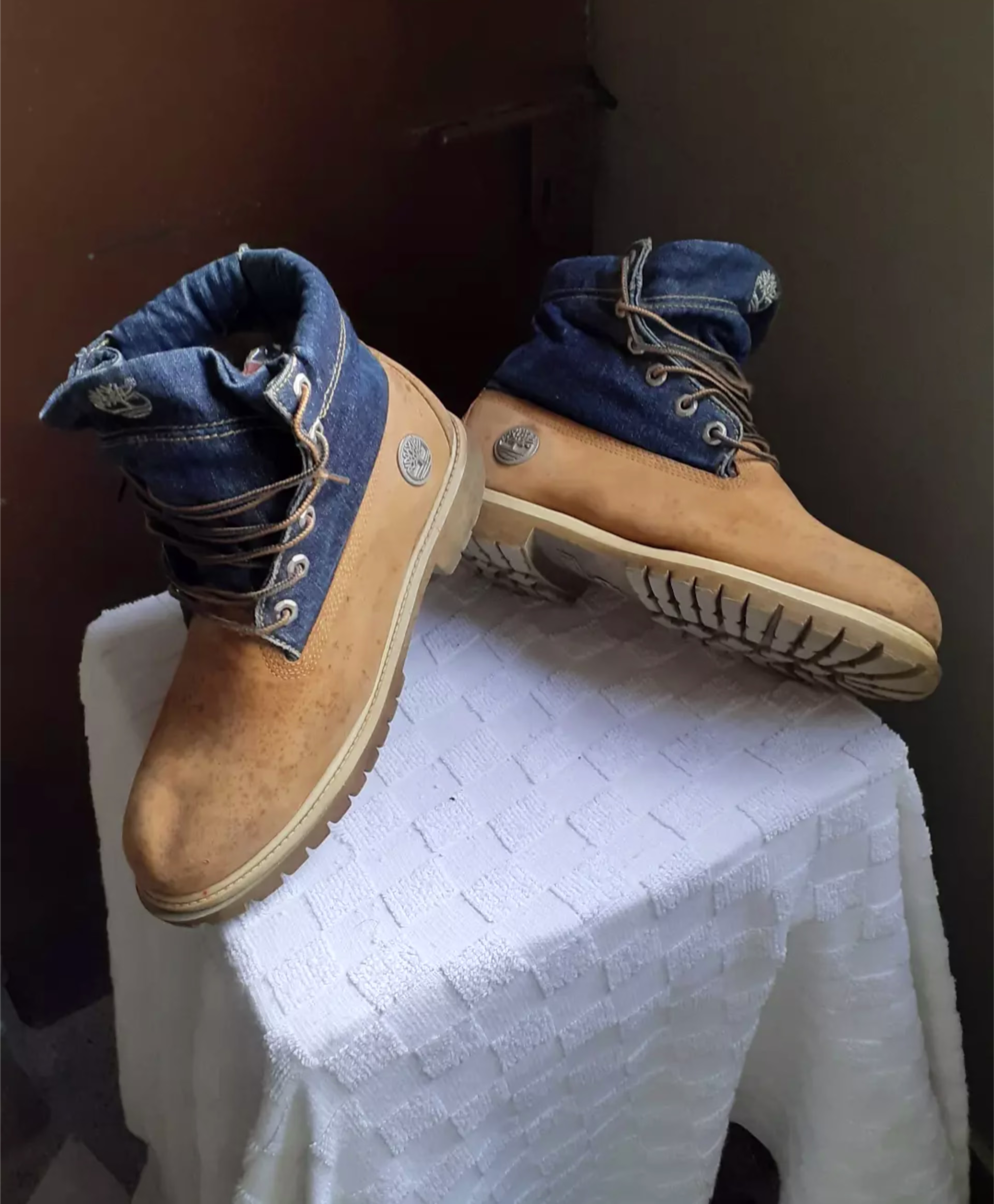 Timberland TIMBERLAND  - 9/10 Preloved boots in Pakistan