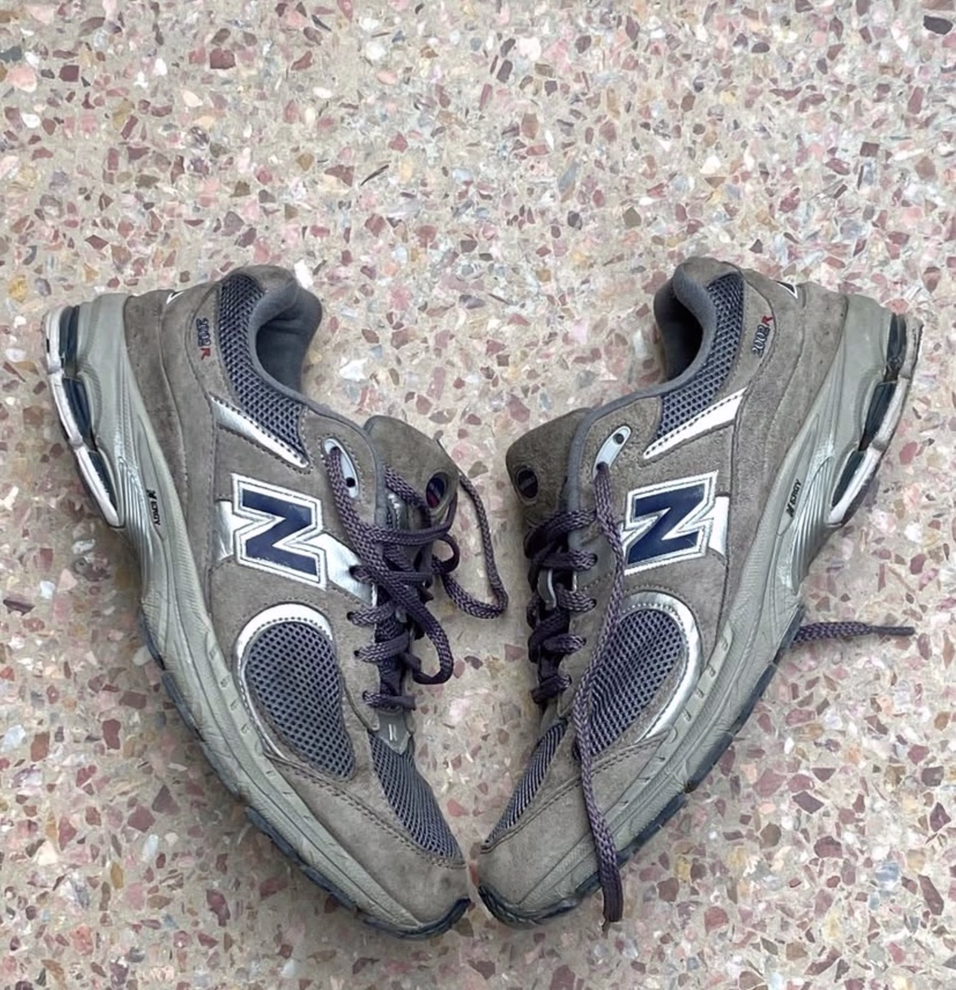 New Balance New balance 2002r - 9/10 Preloved basketball in Pakistan