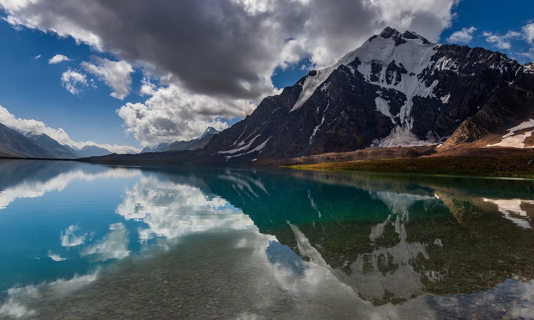 Qurambar Lake Serenity Qurambar Lake Serenity