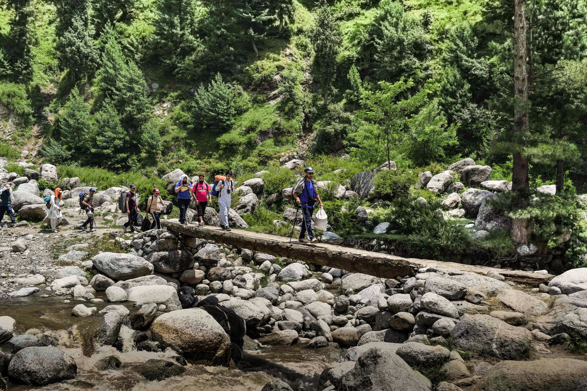 How to Become a Trekking Guide in Pakistan and Earn From It