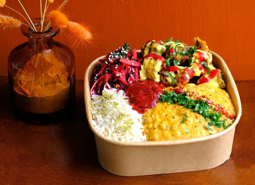 Amrutha Vegan & Vegetarian Restaurant - Earlsfield & Honor Oak, London. Gallery Image