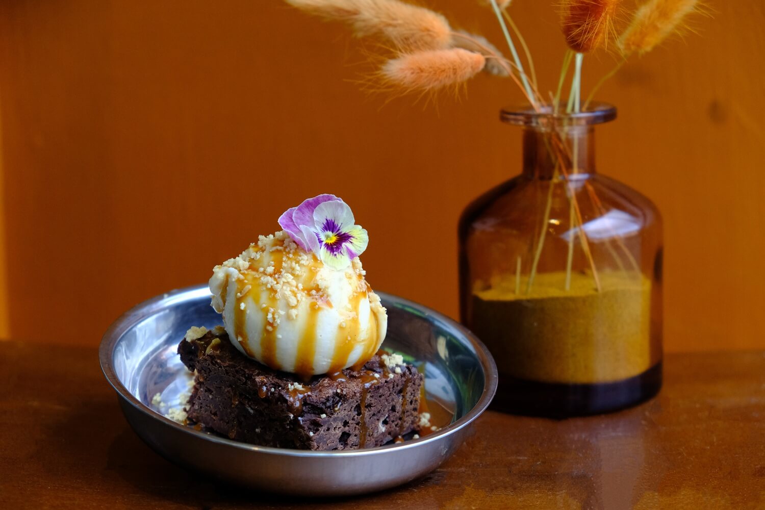 Amrutha Vegan & Vegetarian Restaurant - Earlsfield & Honor Oak, London. Restaurant Grid Image