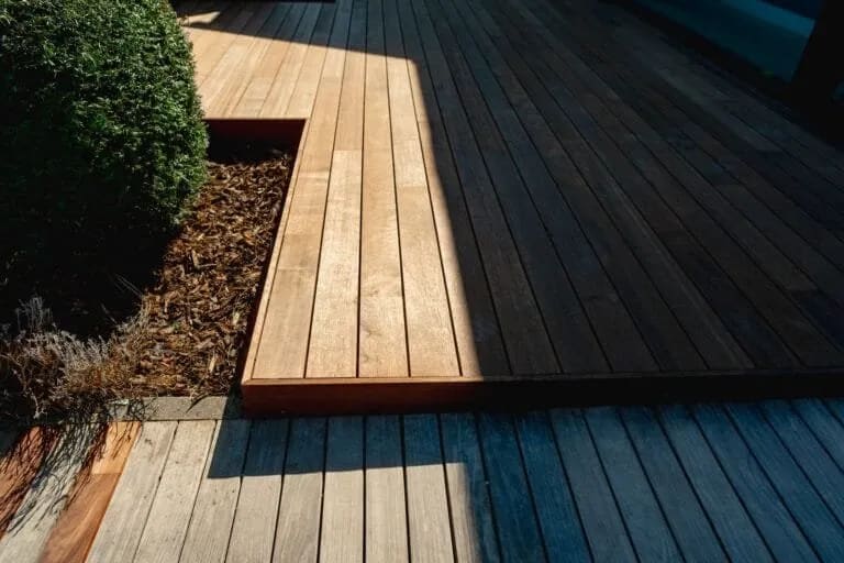 Melywood : essence bois durable pour vos projets extérieurs