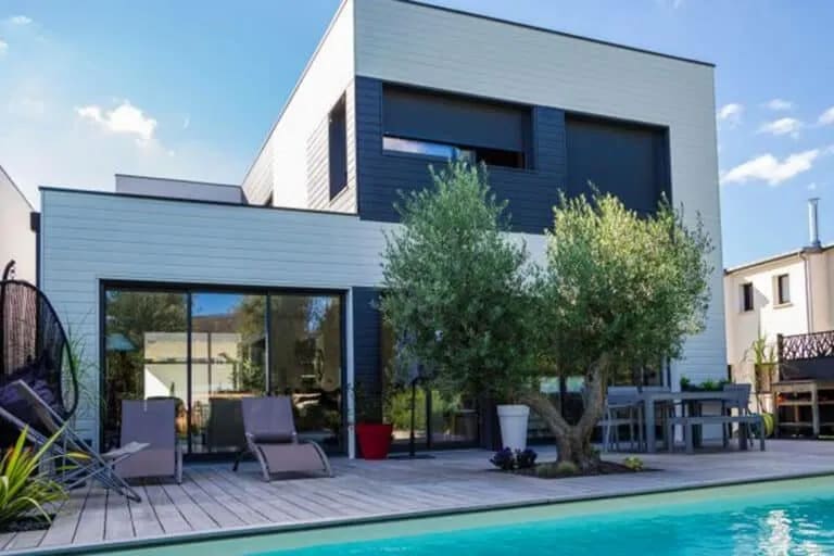 Bardage peinture blanc moderne