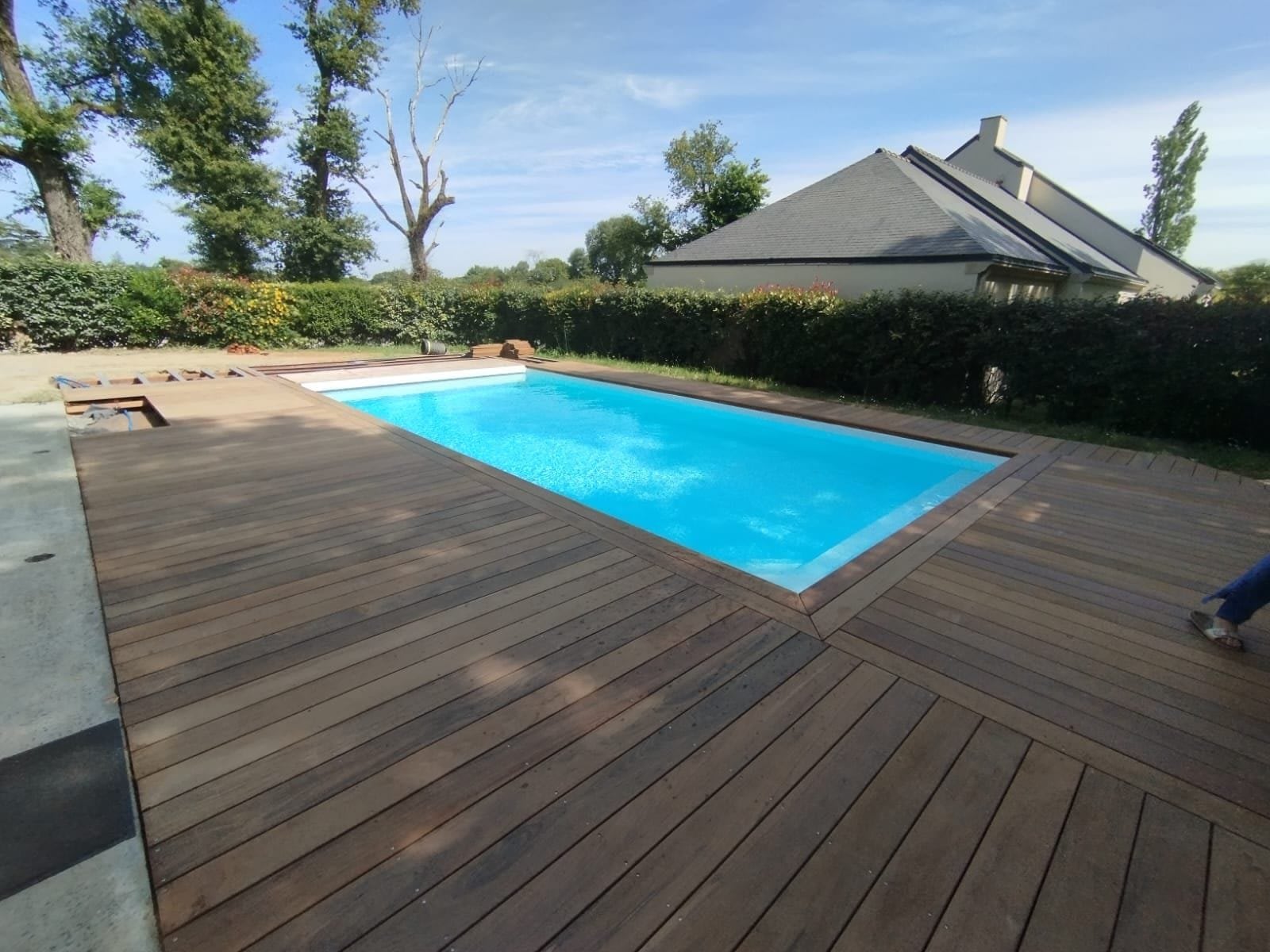 Terrasse en Ipé par J3R : design et durabilité