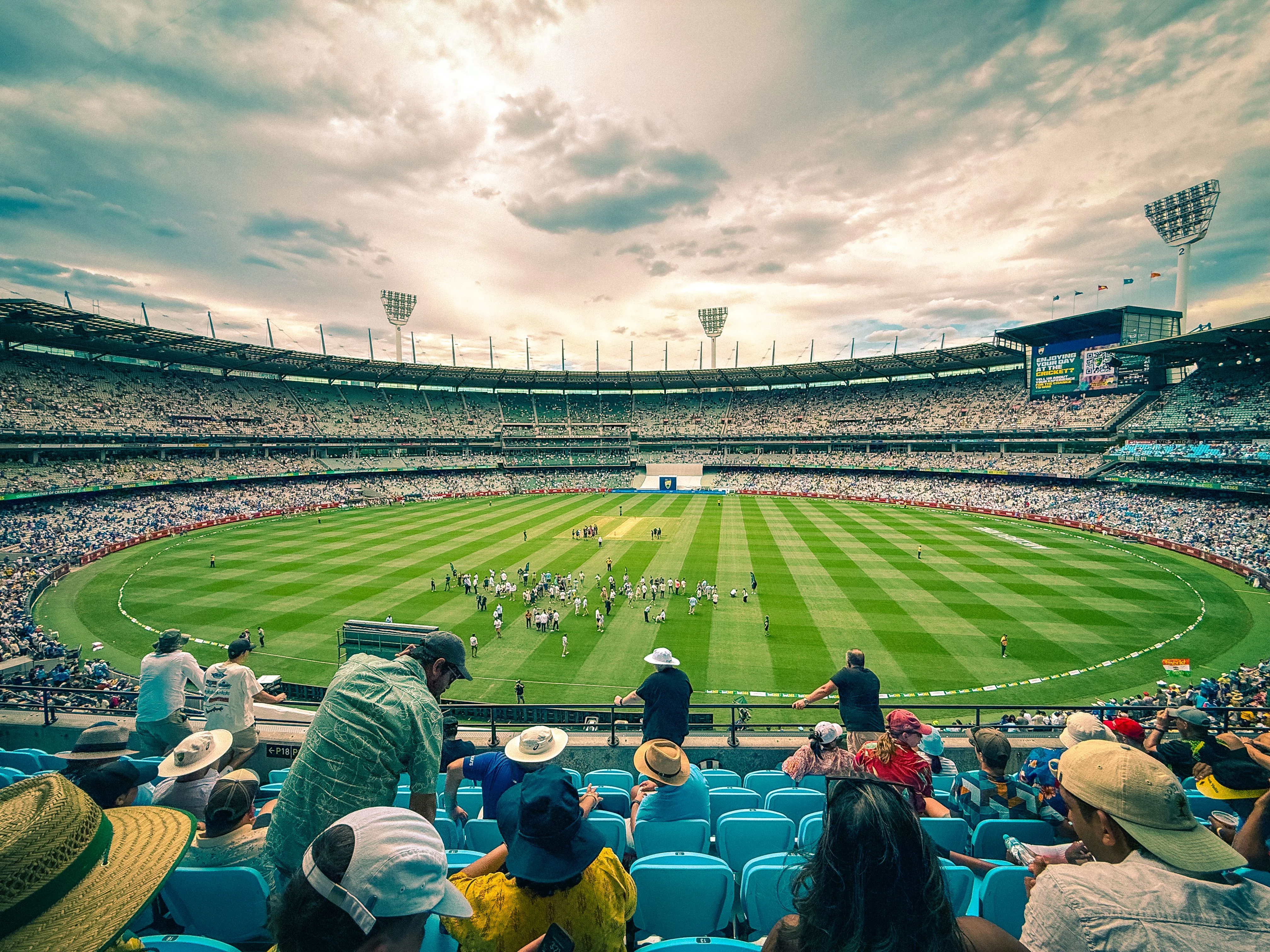 ME CABS MCG & event transport in Melbourne