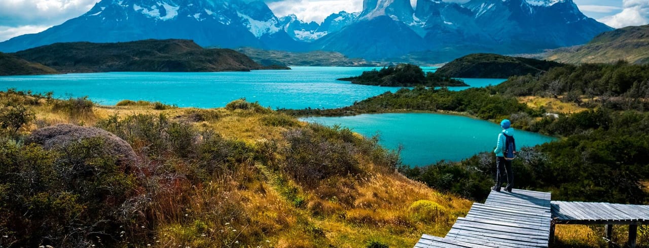 Caminhante em Parque Nacional Torres del Paine