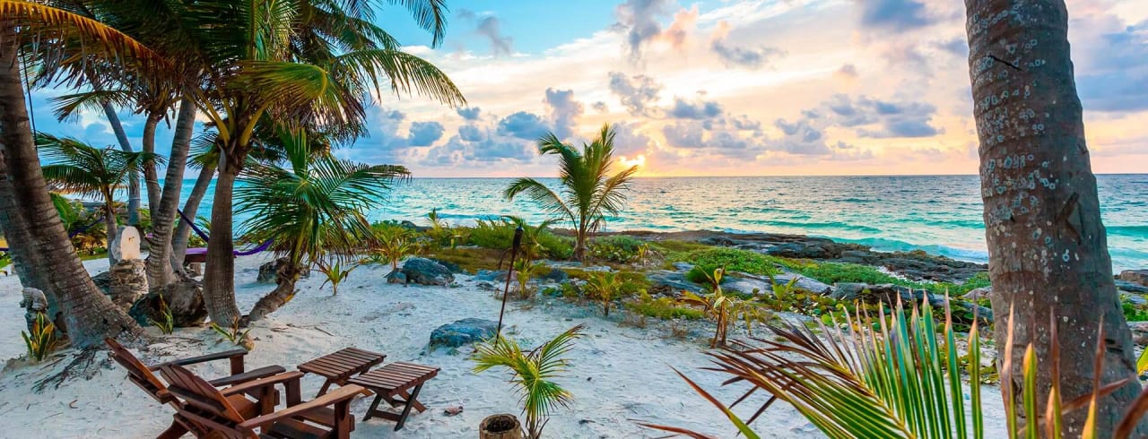 Pôr do sol na praia Riviera Maya