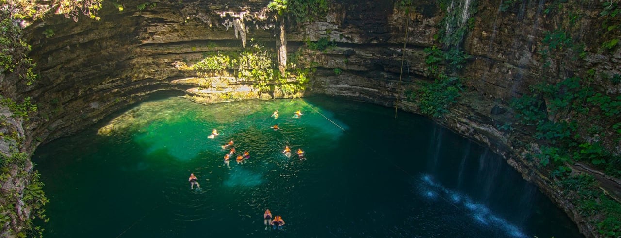 Cenote na Riviera Maya