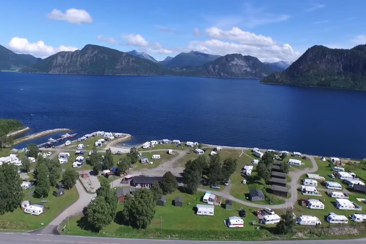 zJltAJny0HUB9F-ckx5ZM?_a=ATAABAA0