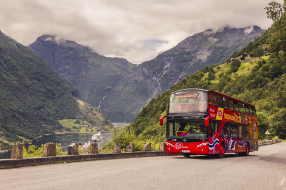 Missing alternative text